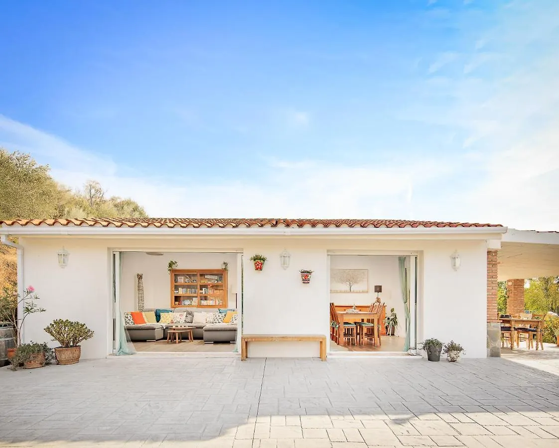 Casa Dilica Bed and Breakfast Pizarra Bed & Breakfast