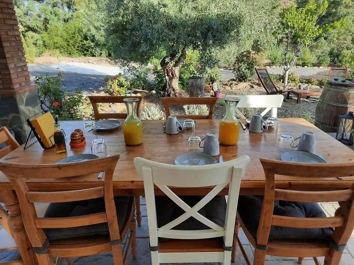 Bed & Breakfast Casa Dilica Bed and Breakfast Pizarra Spanje